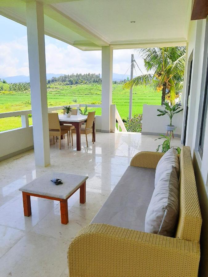 Aparthotel Medewi Manor à Airsatang Extérieur photo