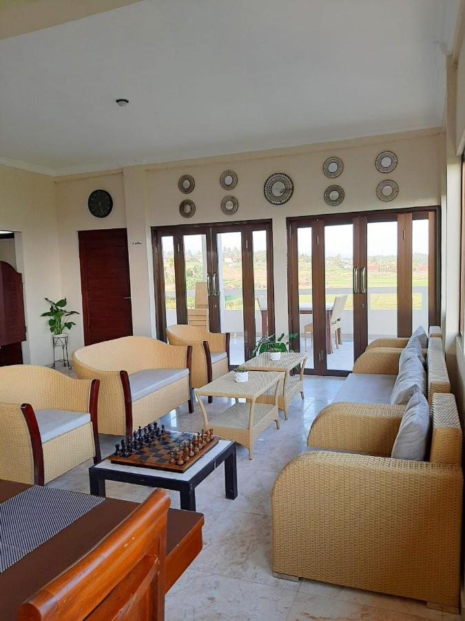 Aparthotel Medewi Manor à Airsatang Extérieur photo