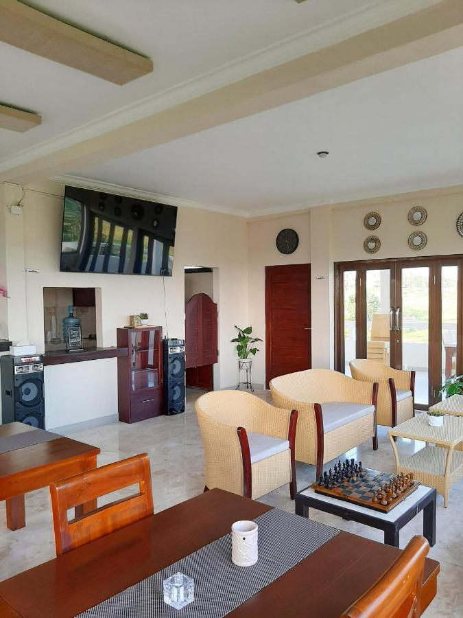 Aparthotel Medewi Manor à Airsatang Extérieur photo
