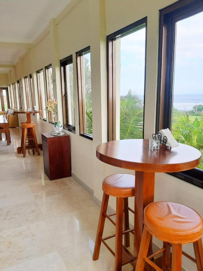 Aparthotel Medewi Manor à Airsatang Extérieur photo